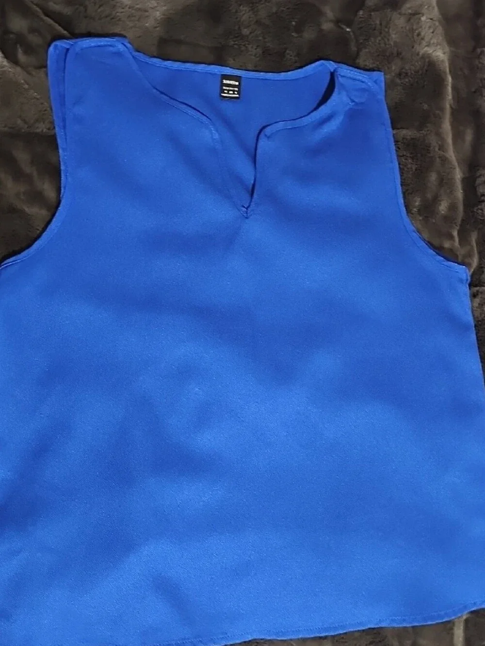 SHEIN Royal Blue Crop Tank & White Wide-Leg Floral Pants Set